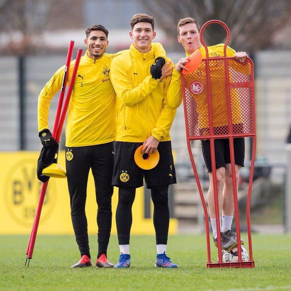 Gantry milling machine processing